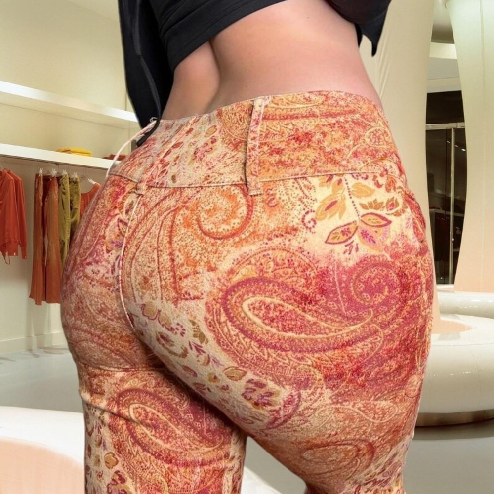 Super rad low-waisted BEBE pants